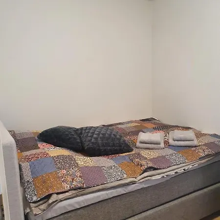 Moderni, Viihtyisae Pikkukaksio Saunalla Björneborg