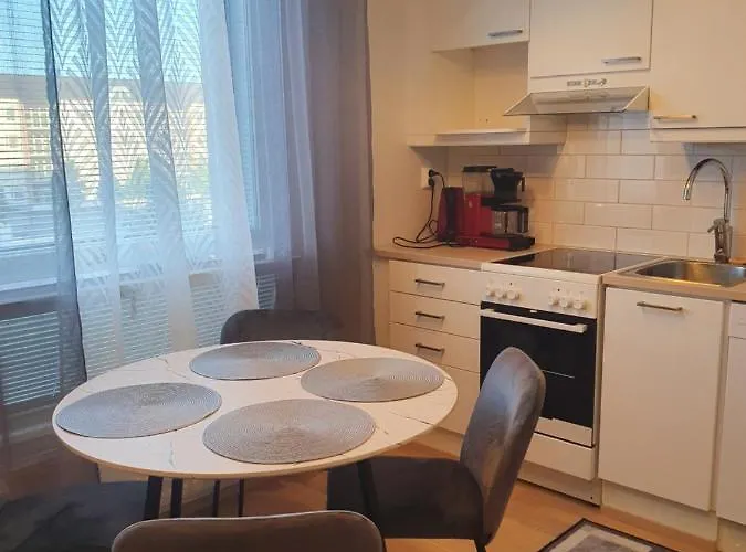 Moderni, Viihtyisae Pikkukaksio Saunalla * Πόρι